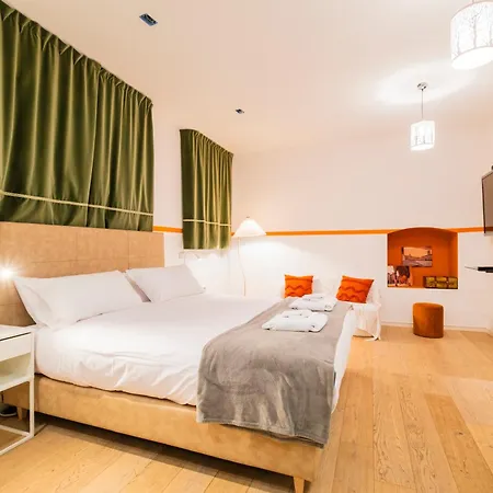 Urbanicooh Monticelli 4 * Bologne