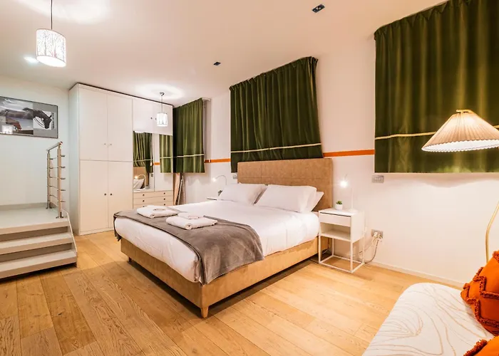 Urbanicooh Monticelli 4 Appartement