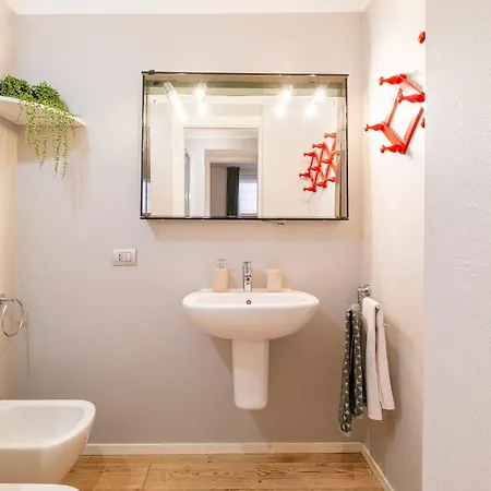 Apartamento Urbanicooh Monticelli 4 Bolonha