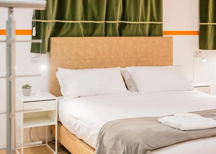 Urbanicooh Monticelli 4 *